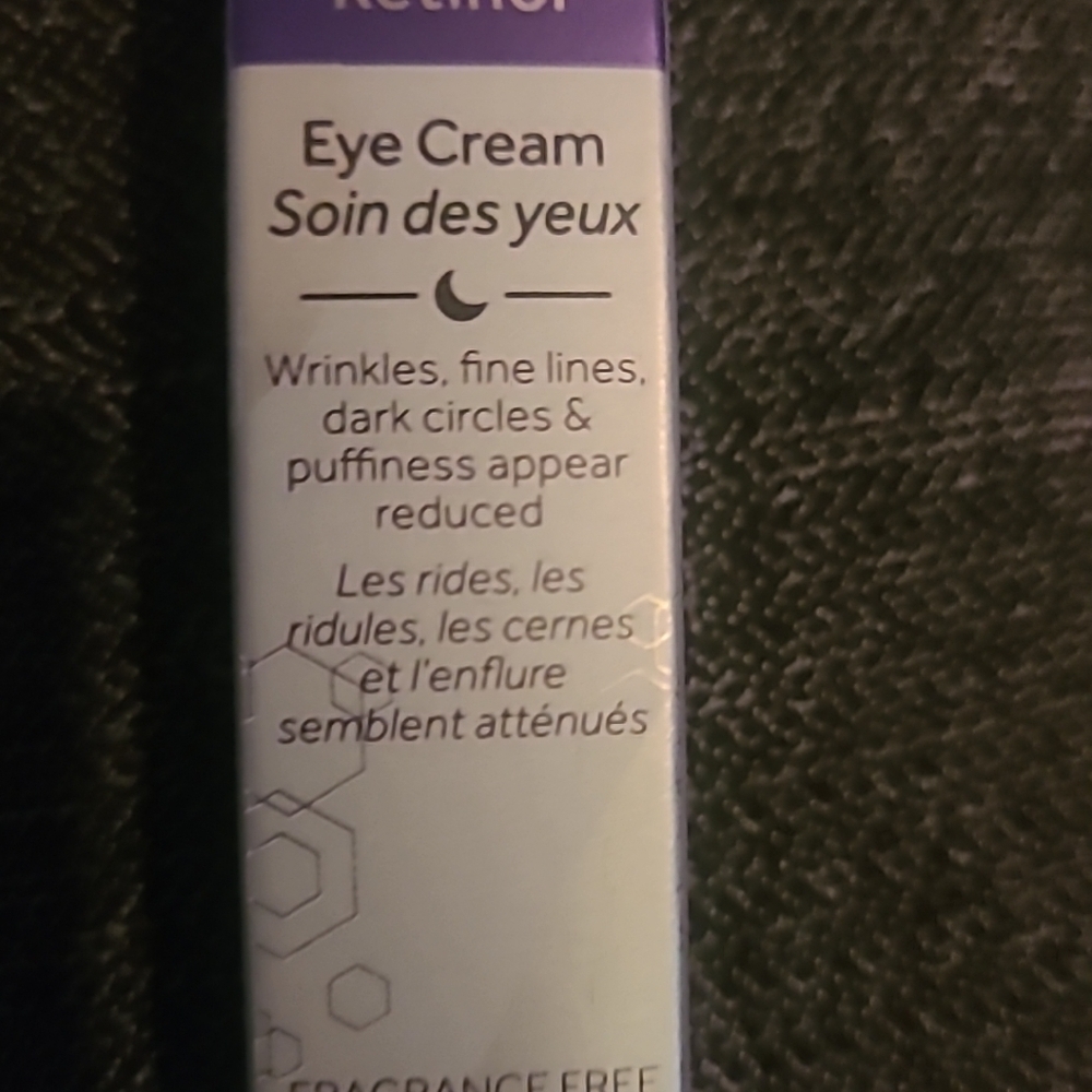 No7 Pure Retinol eye cream - Picture 2 of 4